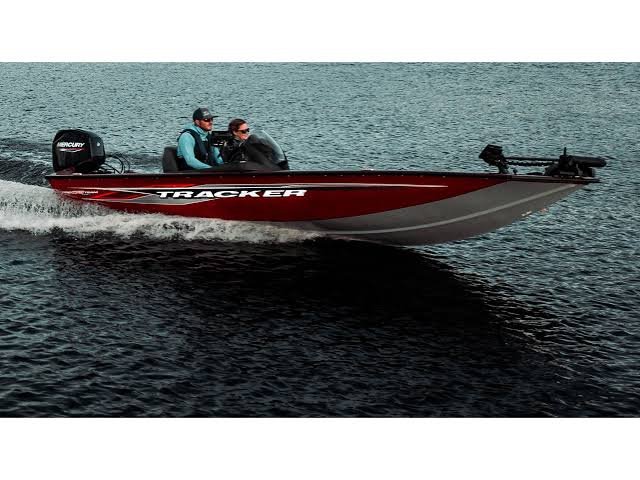 mercury 50hp fourstroke powering a small aluminum fishing boat